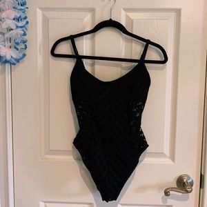 ✨Kenneth Cole One-Piece swimmie✨Size: Small